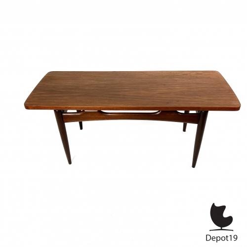 Coffee_table_by_Louis_Van_Teeffelen_for_Webe_1960s__2.jpg