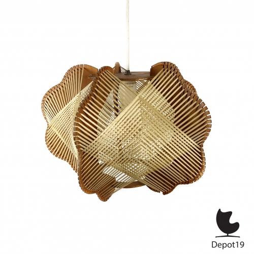 Paul_Secon_style_Vintage_Wood_and_string_pendant_lamp_5.jpg