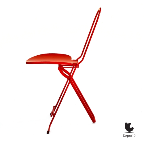 Foldable_red_Dafne_chair_by_Gastone_Rinaldi__Depot19_vintage_design_classics_VNTG_8.jpeg