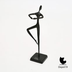 Brons Bodrul Khalique sculptuur ballet figuur no2