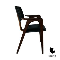 Alternative view of Cees Braakman Pastoe Fauteuil 1950s zwart