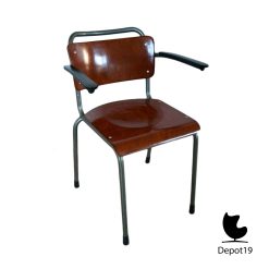 Alternative view of Gispen 206 stoel plywood ontwerp Willem Hendrik Gispen 1937