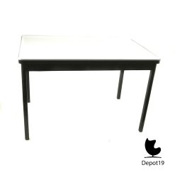 Alternative view of Vintage Gispen tafel 7301 Willem Hendrik Gispen