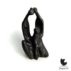 Alternative view of Sculptuur Klara Sever Austin-productions inc Familie 1970