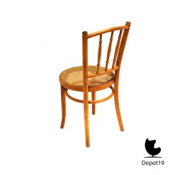 Alternative view of Gebroeders Thonet beuken stoel 1890