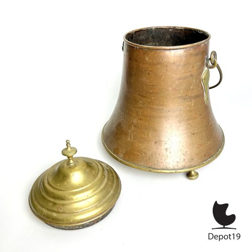 Antieke Art Deco koperen doofpot met messing deksel