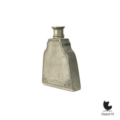 Rouppe van der Voort tinnen flesje uit 1812 achterkant