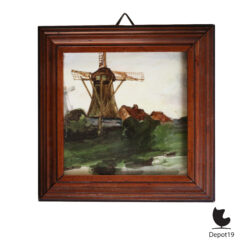 Handbeschilderde Hollandse molen tegel in houten lijst ca1950 Nederlands ambacht 4